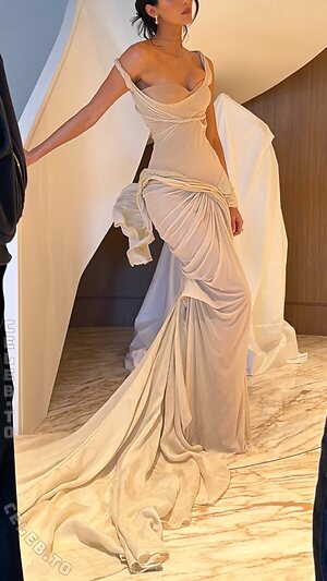 Kendall Jenner photo