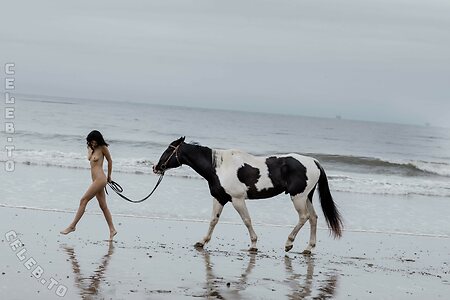 Kendall Jenner Nude Leaked Photo #244