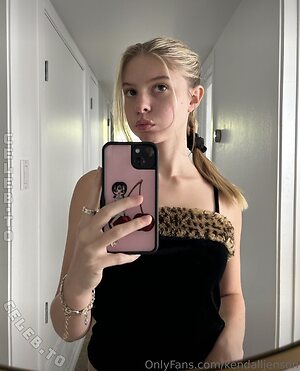 Kendalljenson Nude Leaked Photo #48