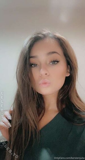 Kersten Julia Nude Leaked Photo #25