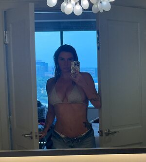 Kesha leaked photo #67