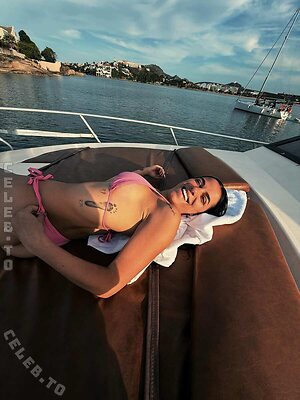 Key Alves leaked photo #133