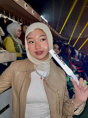 Khalisya Renata leaked photo #14