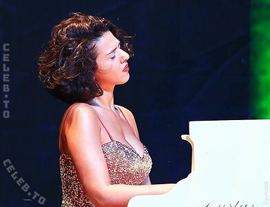 Khatia Buniatishvili photo