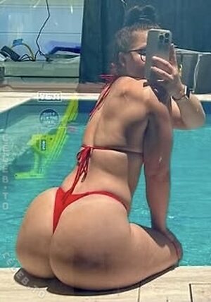 Khiarna Thompson Nude Leaked Photo #7