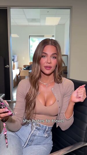 Khloe Kardashian leaked photo #84