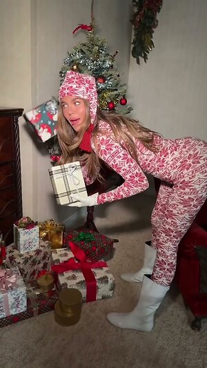 Khloe Kardashian leaked photo #97