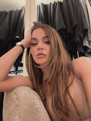 Khloe Kardashian leaked photo #178