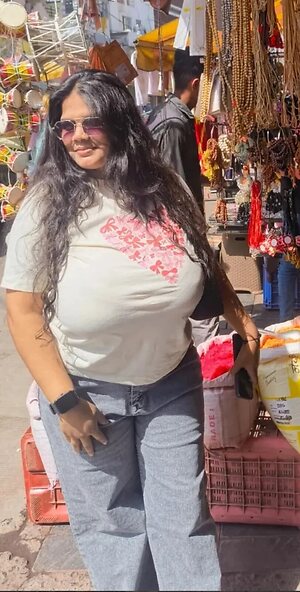 Khushi T