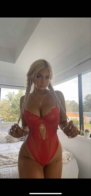 Kiara Olive leaked photo #2