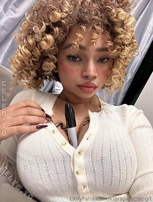 Kiara Peachy Nude Leaked Photo #30