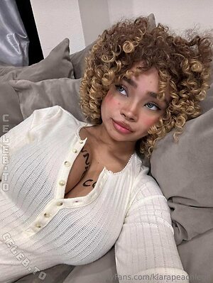 Kiara Peachy Nude Leaked Photo #47