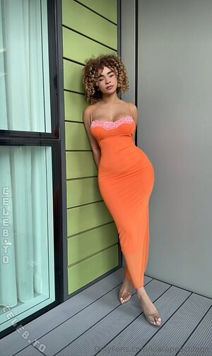 Kiara Peachy photo