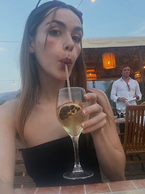 Kiernan Shipka leaked photo #14
