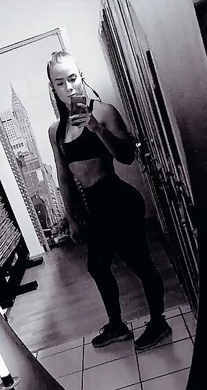 Killer Kelly Nude Leaked Photo #30