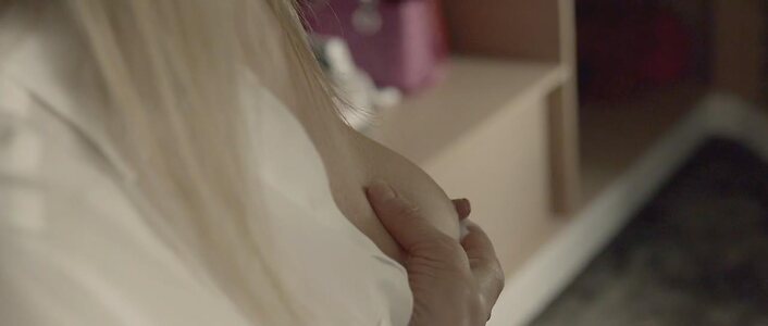 Kim Basinger leaked photo #37
