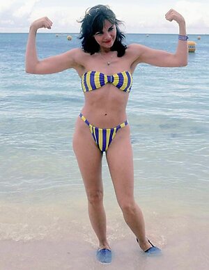 Kim Cattrall leaked photo #12