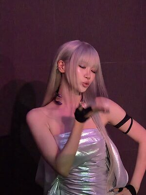 Kim Chaewon leaked photo #10