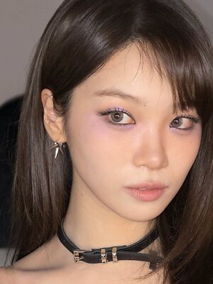 Kim Chaewon leaked photo #35