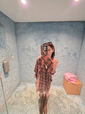Kim Chaewon leaked photo #87