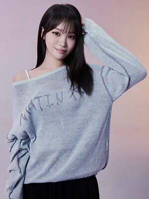 Kim Chaewon leaked photo #124