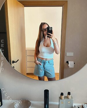 Kim Füngeling Nude Leaked Photo #14