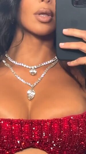 Kim Kardashian Hot leaked photo #63