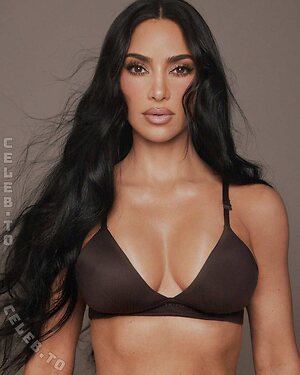 Kim Kardashian Nude Leaked Photo #3