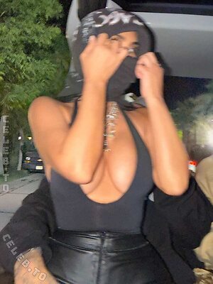 Kim Kardashian Nude Leaked Photo #108