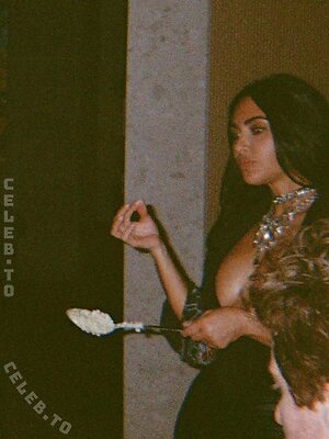 Kim Kardashian Nude Leaked Photo #109