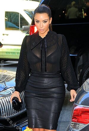 Kim Kardashian leaked photo #336
