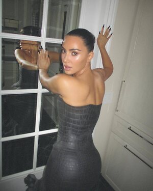 Kim Kardashian leaked photo #760