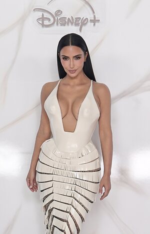 Kim Kardashian leaked photo #1088
