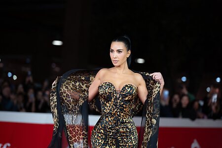 Kim Kardashian leaked photo #1124