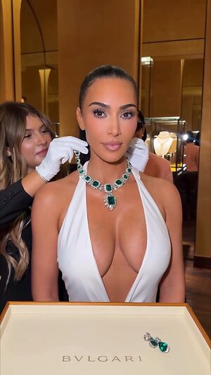 Kim Kardashian leaked photo #1172