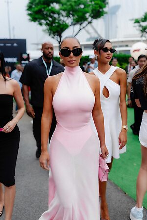 Kim Kardashian leaked photo #1324