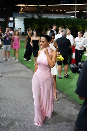 Kim Kardashian leaked photo #1344