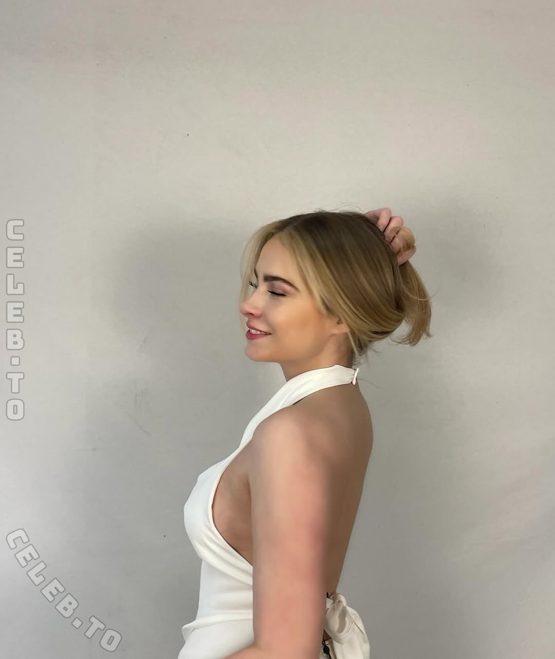 Kim Sara photo