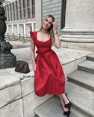 Kim Sara