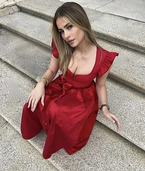 Kim Sara photo