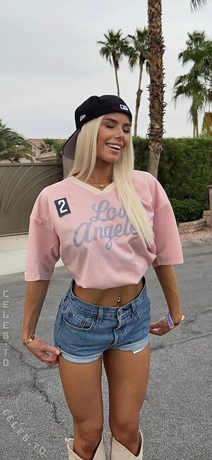 Kim Schiele Nude Leaked Photo #16