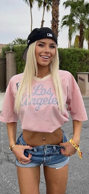 Kim Schiele Nude Leaked Photo #17