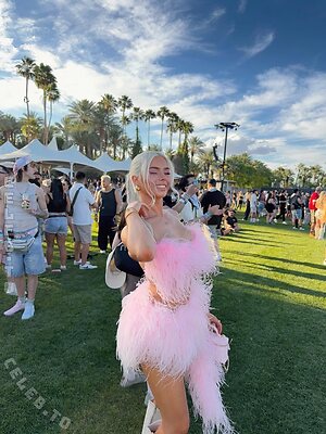 Kim Schiele More Nude Photos