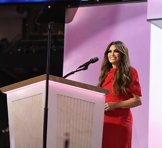 Kimberly Guilfoyle leaked photo #8