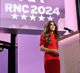 Kimberly Guilfoyle leaked photo #9