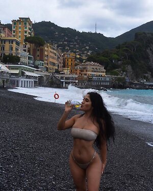 Kimberly Gutierrez leaked photo #9