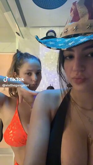 kimiakardashian Nude Leaked Photo #5