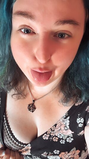 Kinkygamergirl leaked photo #16