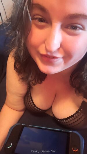 Kinkygamergirl leaked photo #20