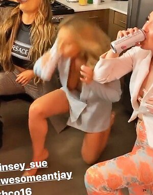 Kinsey Wolanski leaked photo #118